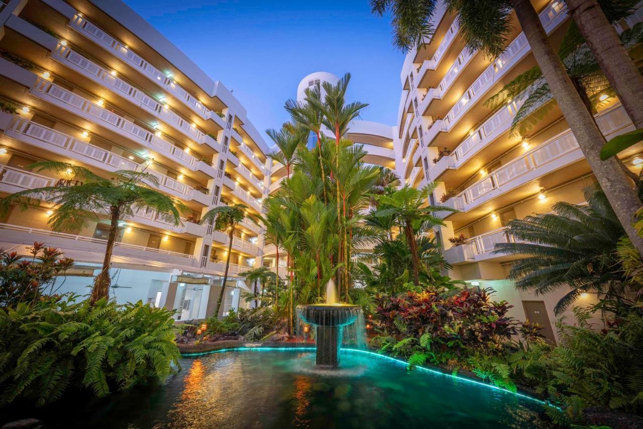 Hotel Doubletree By Hilton Cairns Exteriér fotografie