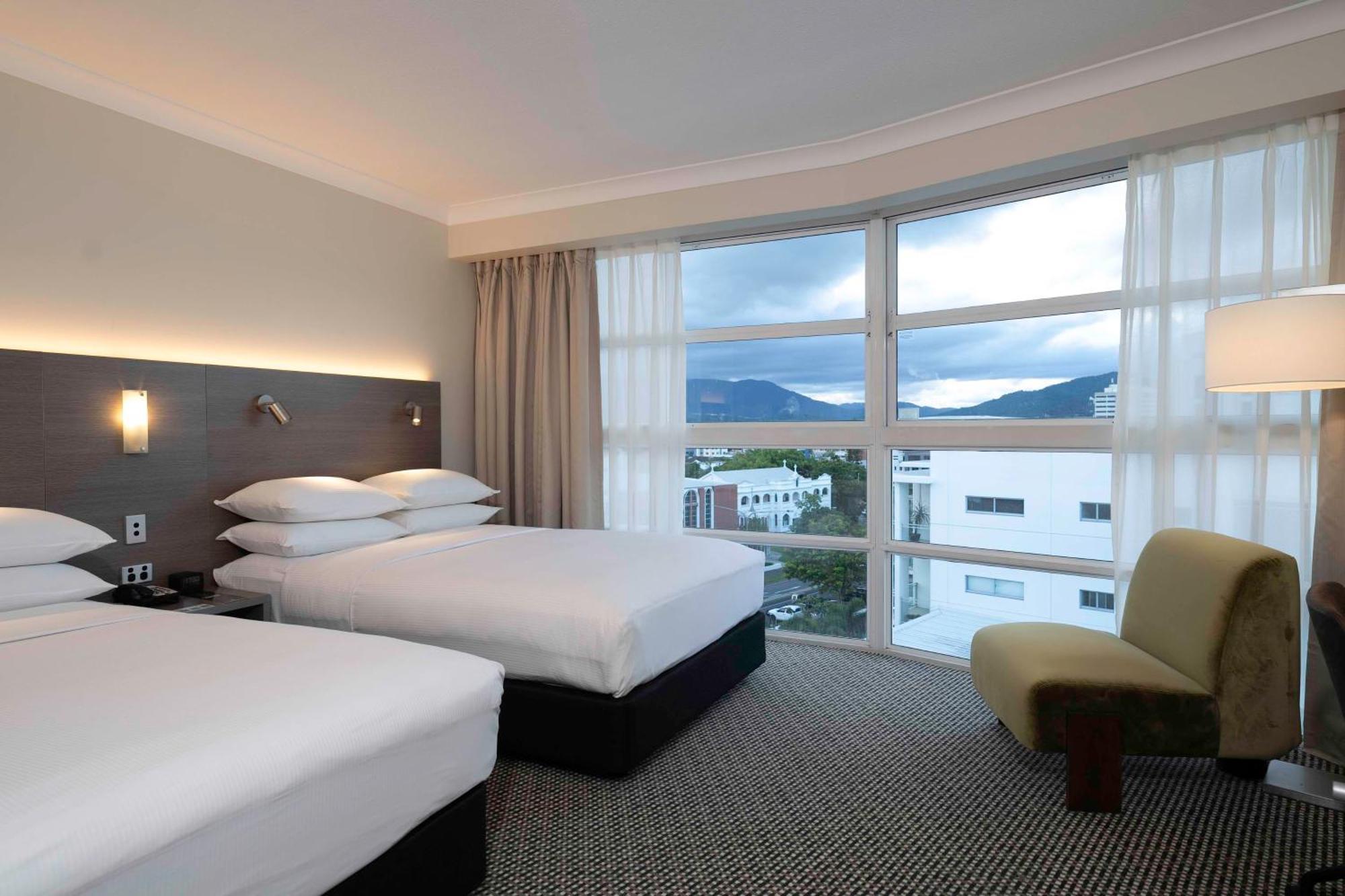 Hotel Doubletree By Hilton Cairns Exteriér fotografie