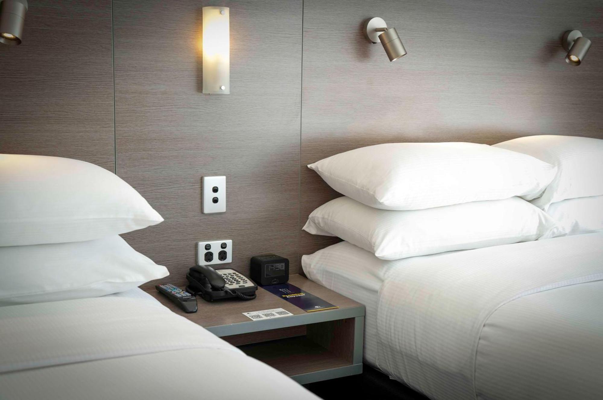 Hotel Doubletree By Hilton Cairns Exteriér fotografie
