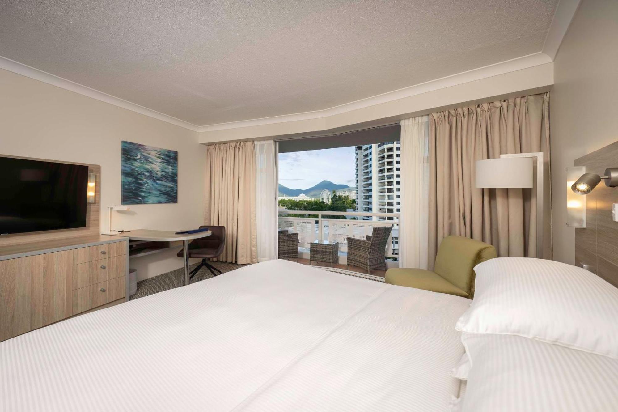 Hotel Doubletree By Hilton Cairns Exteriér fotografie